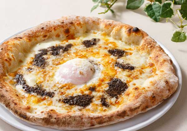 ビスマルク風ピッツァトリュフ